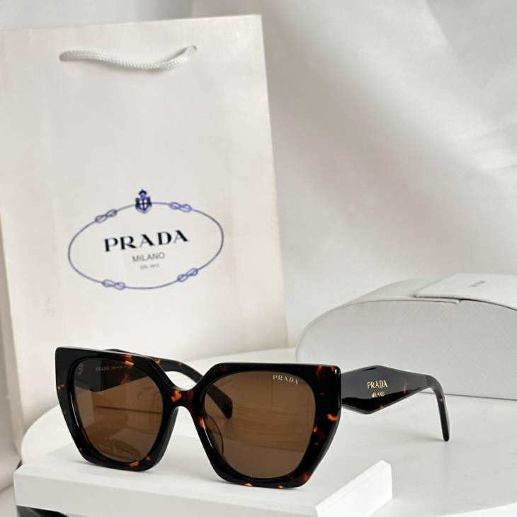 Picture of Prada Sunglasses _SKUfw76772067fw
